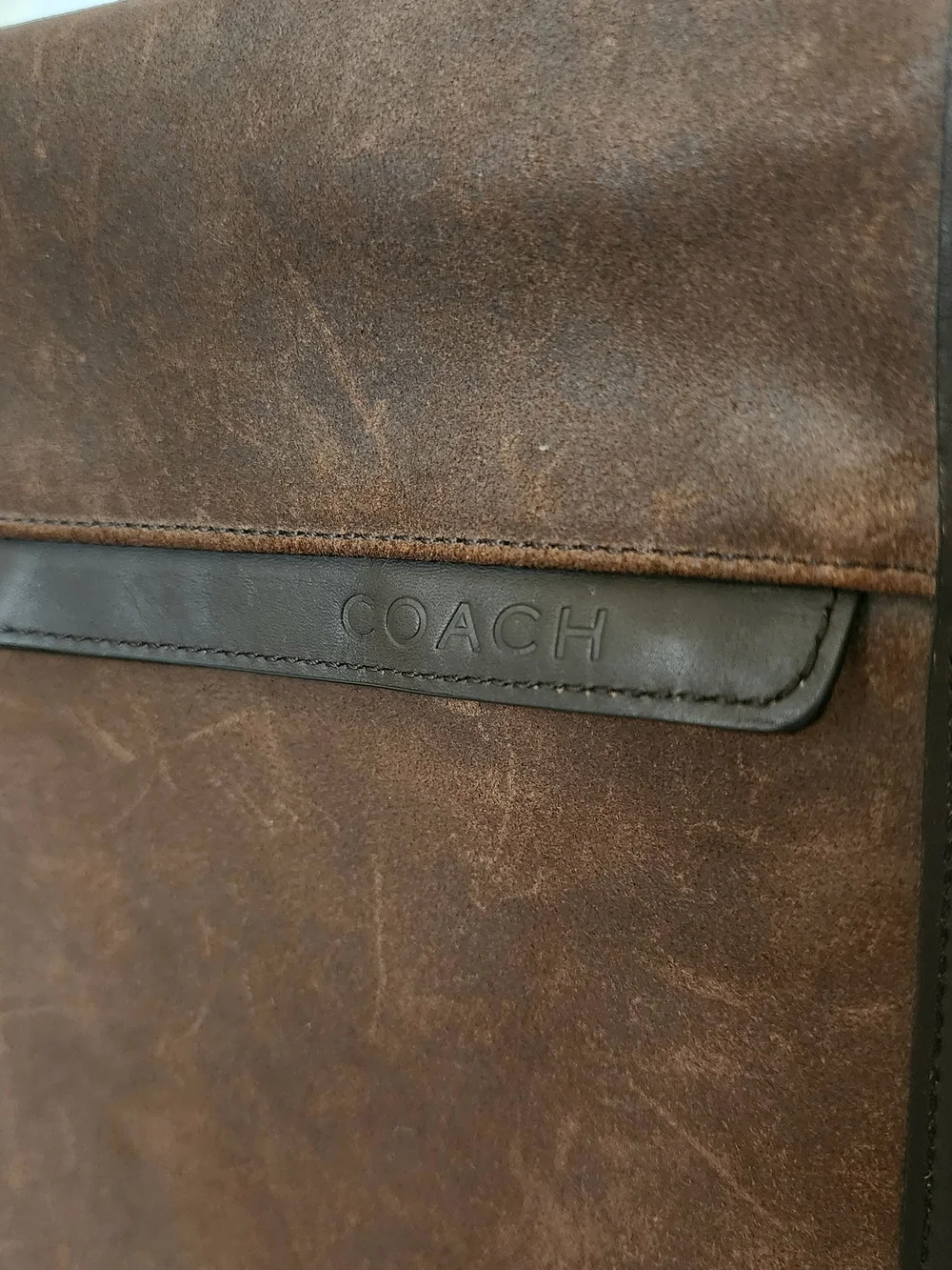 COACH VINTAGE FLAP MENS CROSSBODY BROWN DISTRESSED LEATHER F70923 - Picture 3 of 10